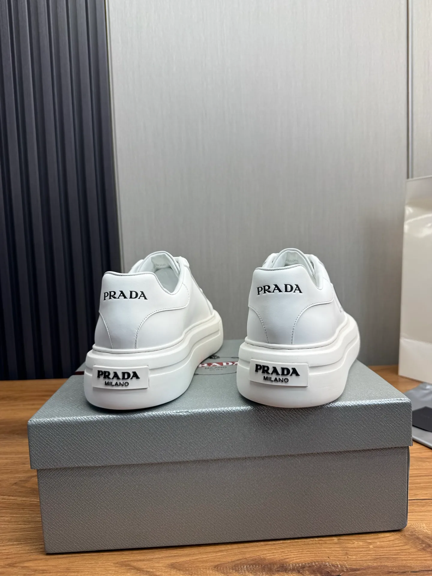 Men's shoes 💰560💰 [PRADA] Men's shoes are popular in the counter, official website is synchronized, 1 high-quality shipment ✔️Original cowhide upper + cowhide lining, 1🆚1 replica, original sole, 38-45 (45 customized, non-refundable)